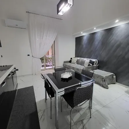 La Casa Di Titina