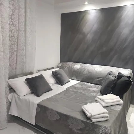 La Casa Di Titina شقة نابولي