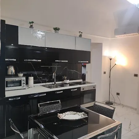 아파트 La Casa Di Titina 나폴리