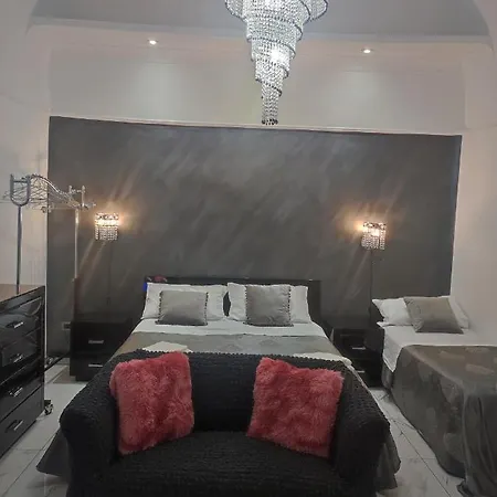 La Casa Di Titina * 나폴리