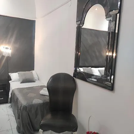 아파트 La Casa Di Titina 나폴리